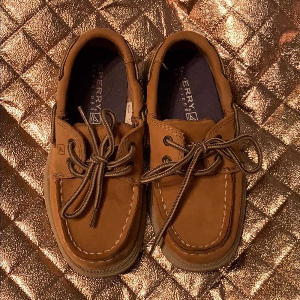 Sperry top slider shoes